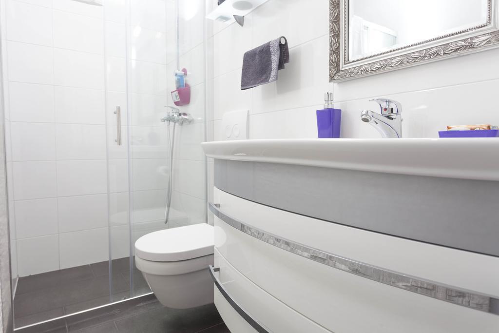 מאקרסקה Apartmani Marina מראה חיצוני תמונה