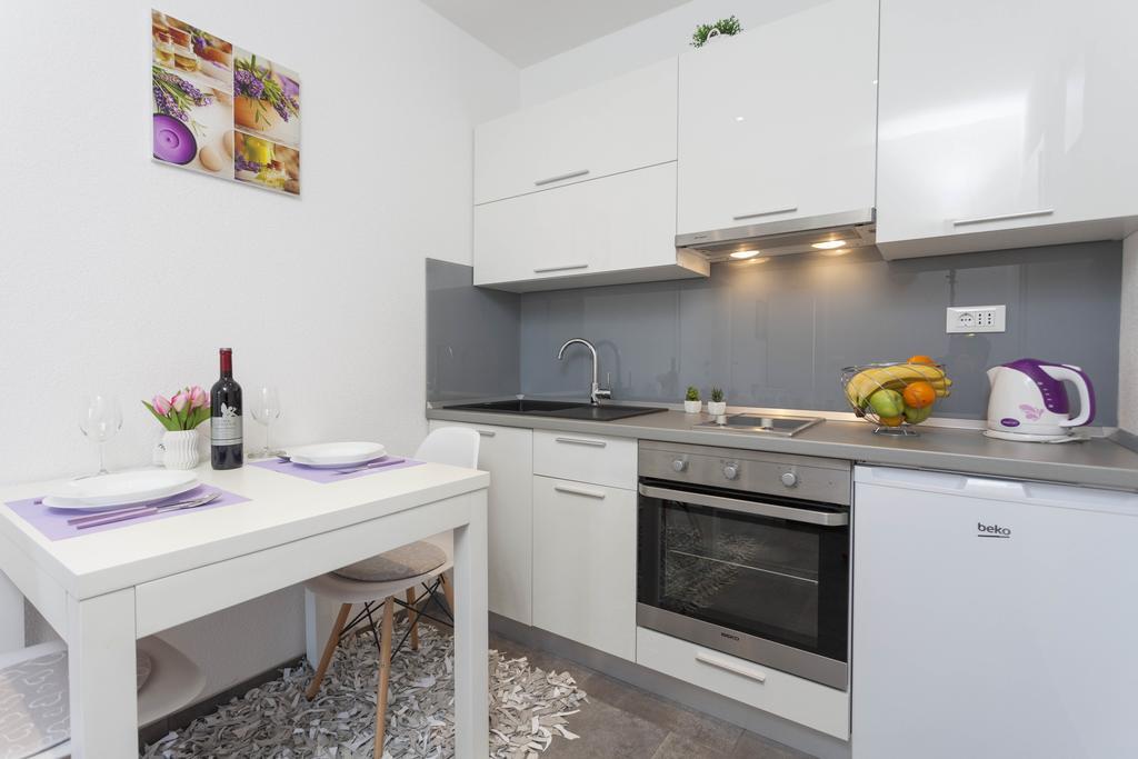 מאקרסקה Apartmani Marina מראה חיצוני תמונה