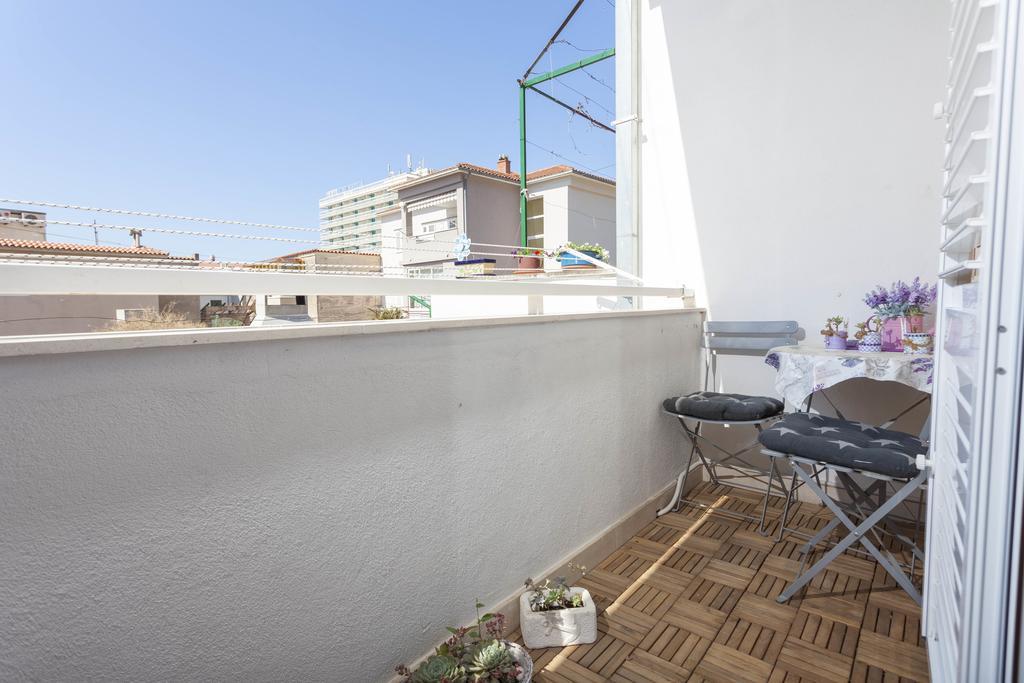 מאקרסקה Apartmani Marina מראה חיצוני תמונה