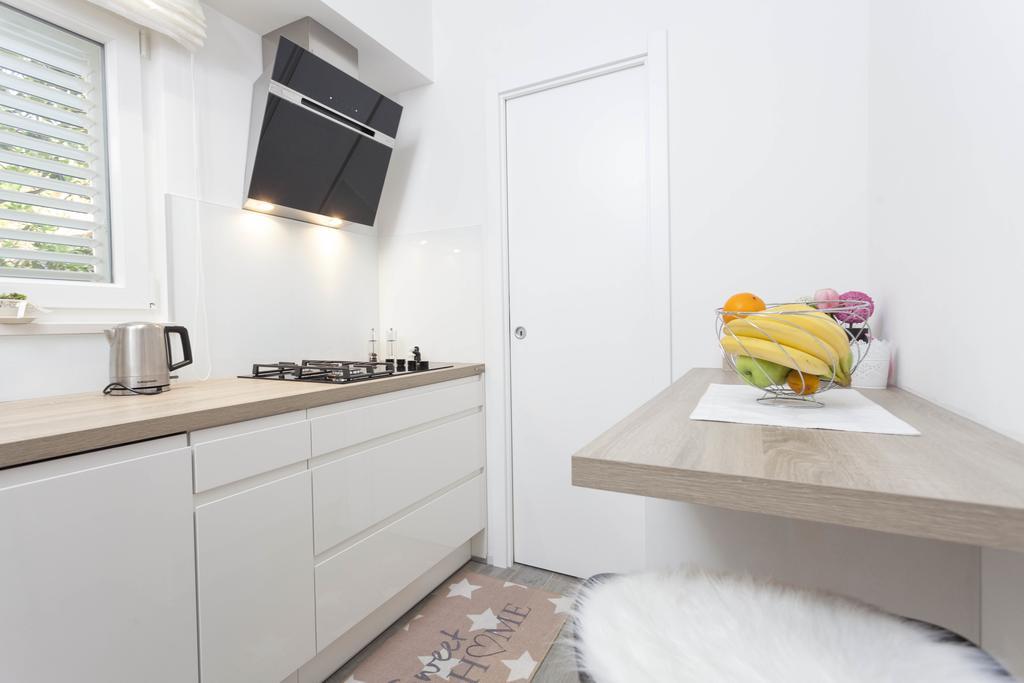 מאקרסקה Apartmani Marina מראה חיצוני תמונה